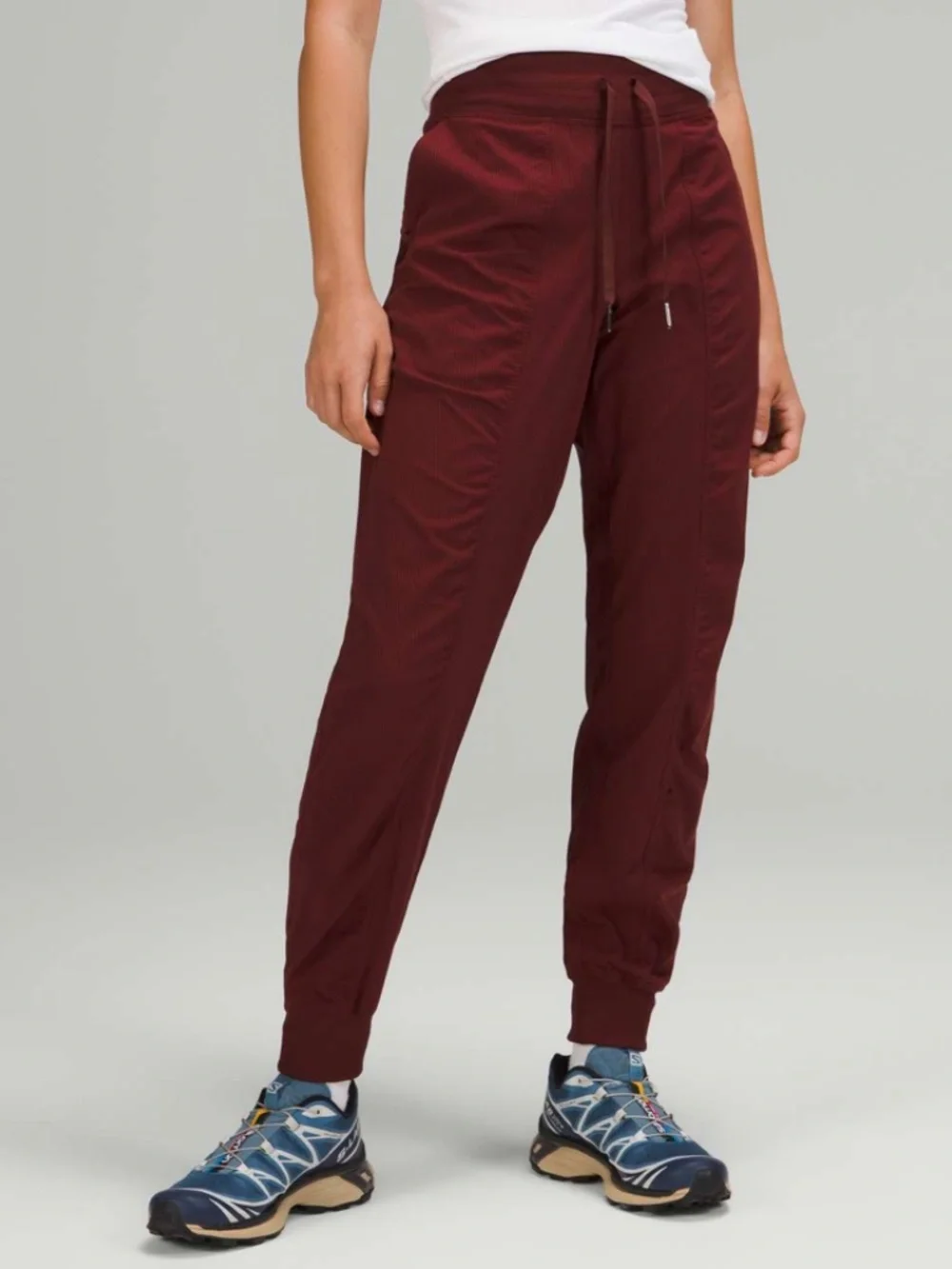 Women's Lululemon Dance Studio Mid-Rise Jogger Red Maroon Size 2 Casual Athletic